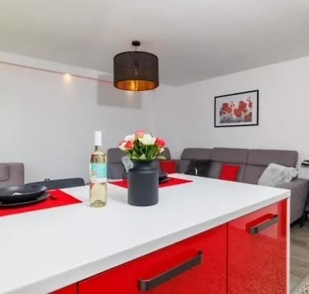 Kings Apartment *